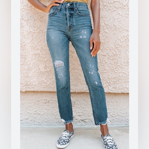 ANTHROPOLOGY NOEND SLIM NEWPORT Straight distressed med wash crop high jeans. 25 - Picture 1 of 13